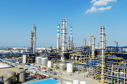 قامت شركة النفط السعودية بشراء 15 مضخة كيماوية للبتروكيماويات
